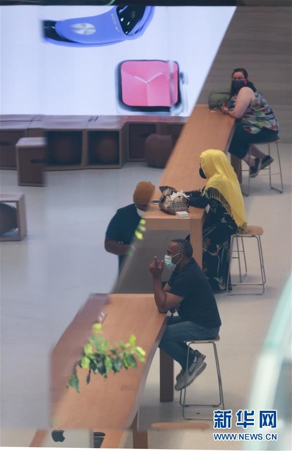 (國(guó)際)(4)紐約市部分蘋(píng)果商店“重啟”