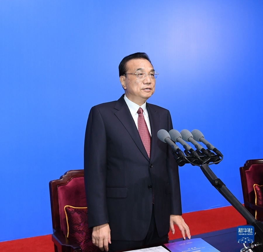 9月27日晚，中華人民共和國第十四屆運(yùn)動會在陜西西安閉幕。中共中央政治局常委、國務(wù)院總理李克強(qiáng)出席閉幕式并宣布運(yùn)動會閉幕。新華社記者 申宏 攝