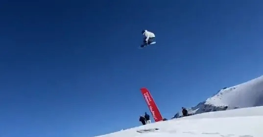 圖片來源：新體育網(wǎng)視頻截圖。