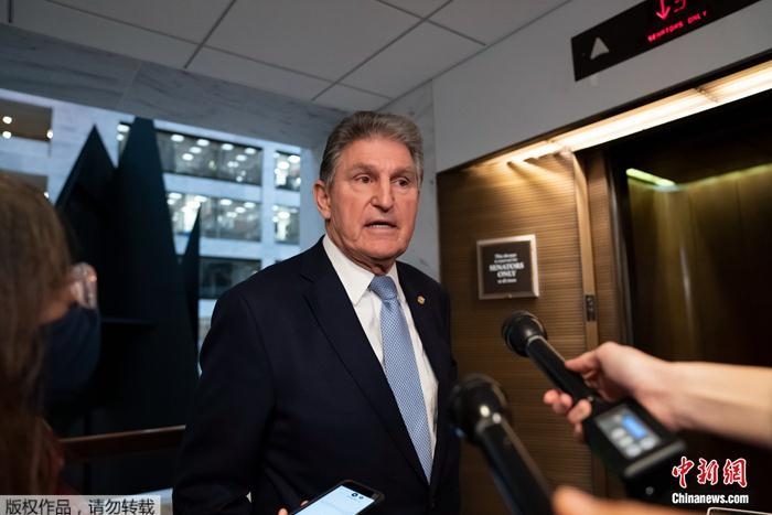 資料圖：美國(guó)民主黨籍參議員曼欽。