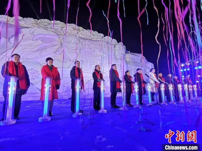 啟動(dòng)儀式現(xiàn)場?！≮w桂華 攝