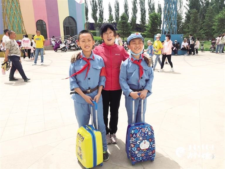 1629424286217296.jpg 00300507149_a886af7a.jpg