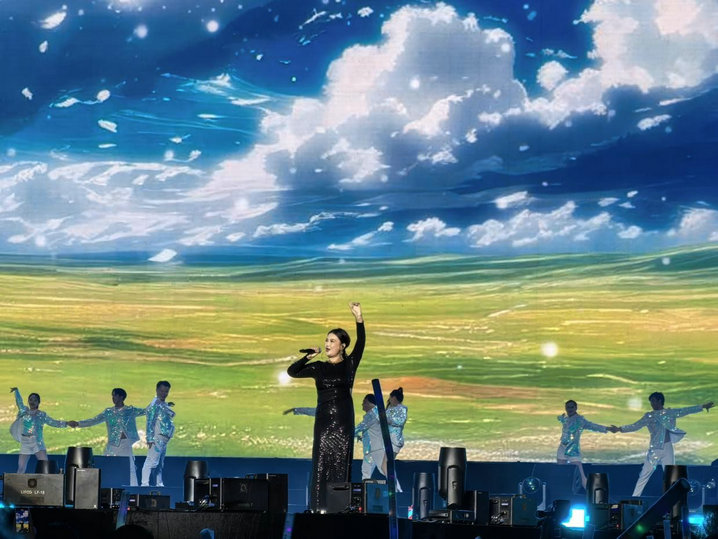 1750554346140830.jpg 歌唱3.jpg