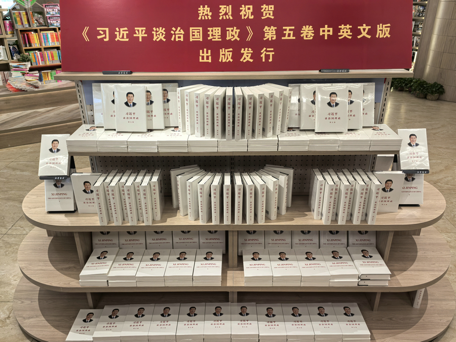 1754379422120833.jpg 大廈.jpg