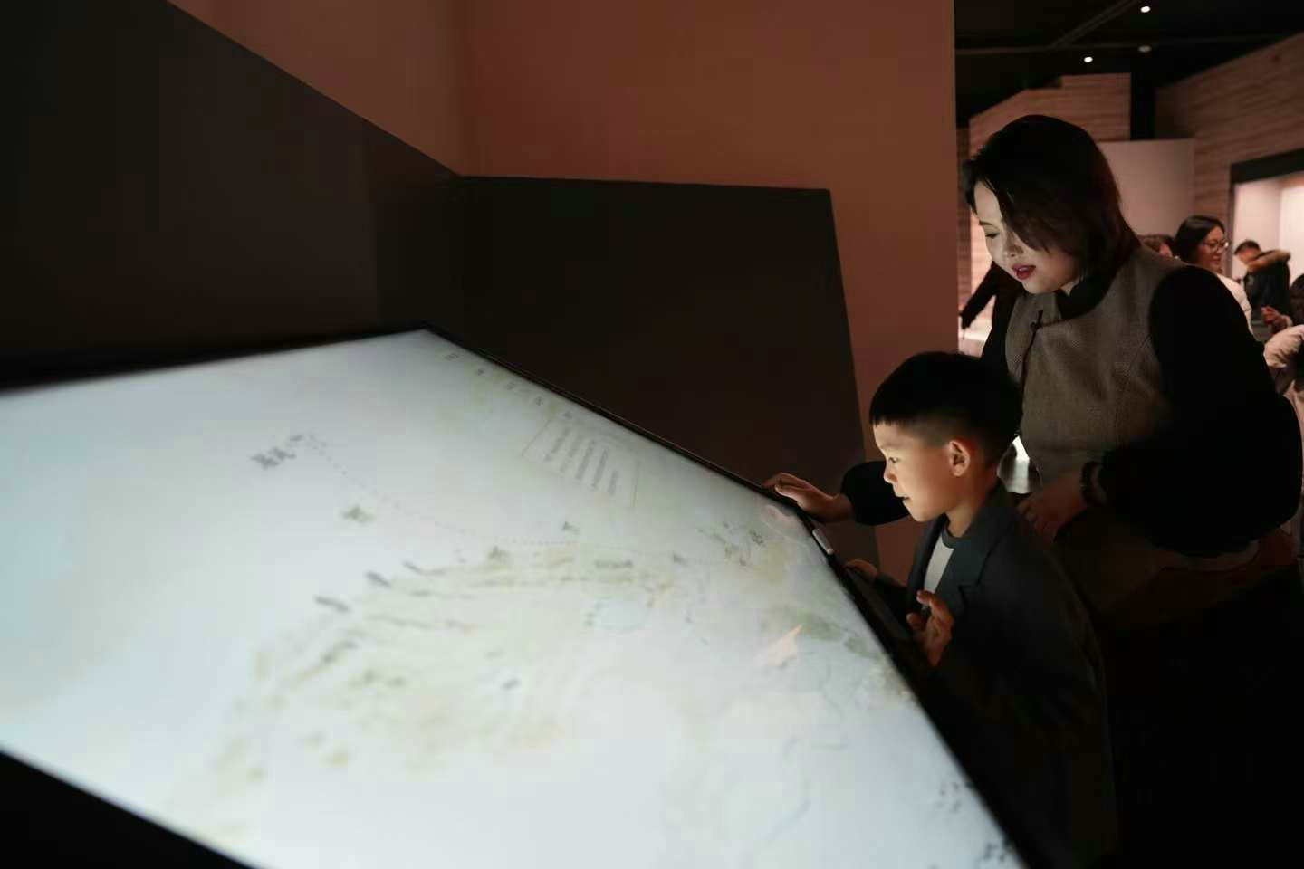 1766915074226347.jpg 巨巖3.jpg