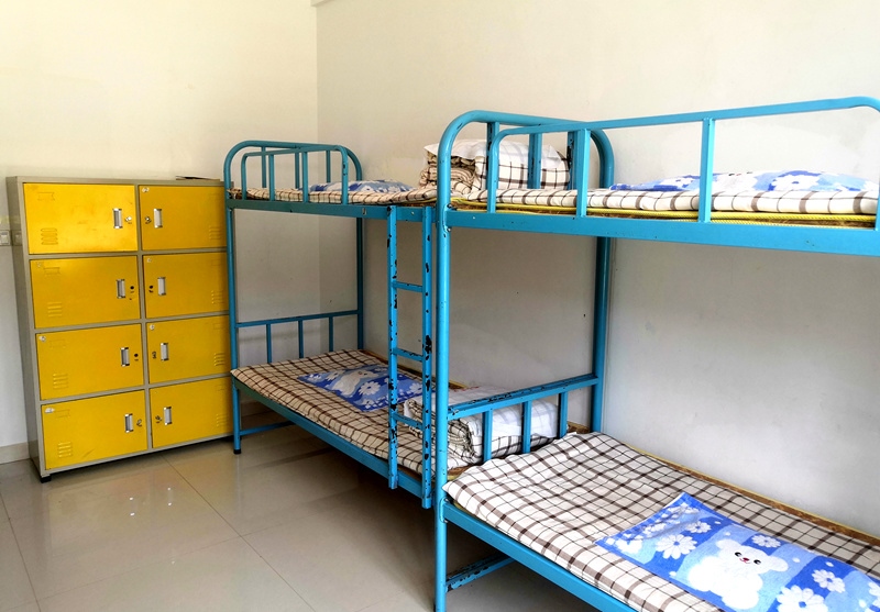 學(xué)生住宿午休的宿舍。人民網(wǎng)記者 孫博洋攝