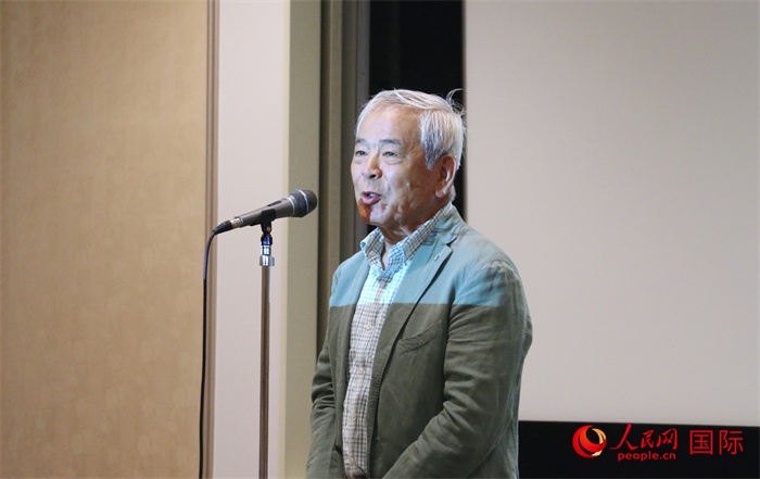 展覽名譽(yù)顧問(wèn)、日本前文化廳長(zhǎng)官青柳正規(guī)致辭。（人民網(wǎng) 許可攝）