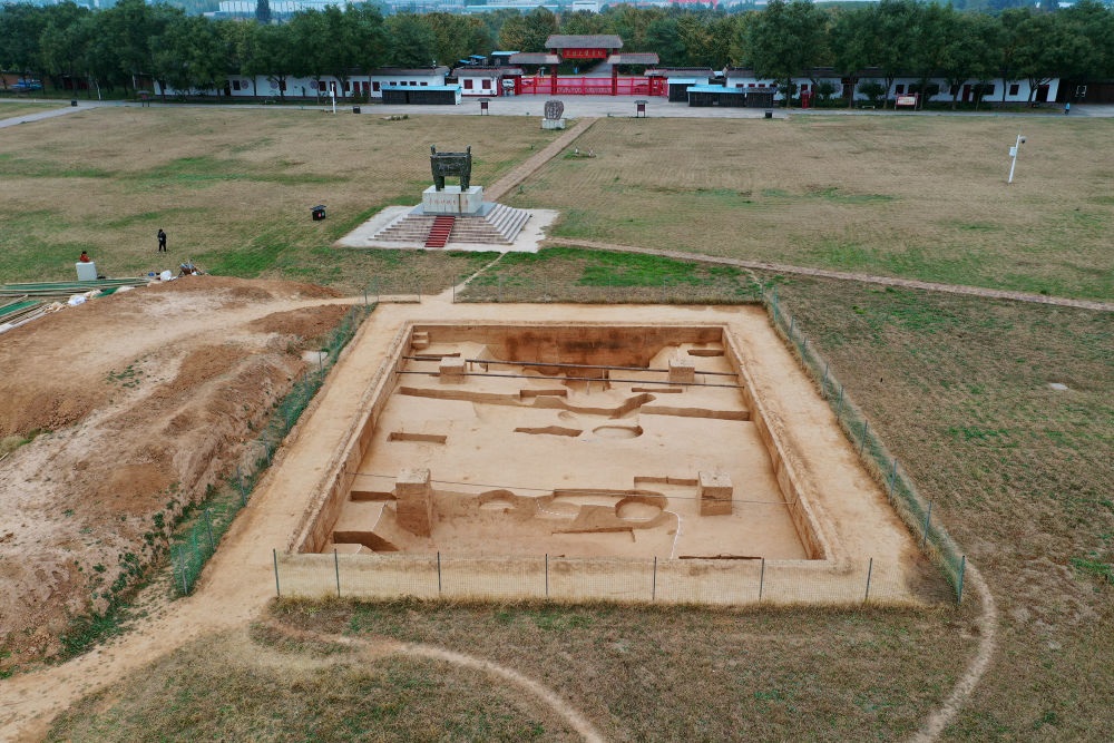 2022年河南安陽市殷墟商王陵區(qū)第三地點(diǎn)發(fā)掘現(xiàn)場（資料照片）。新華社發(fā)