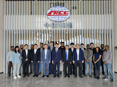 中國土木福州設(shè)計院埃塞分院團隊合影。受訪對象供圖