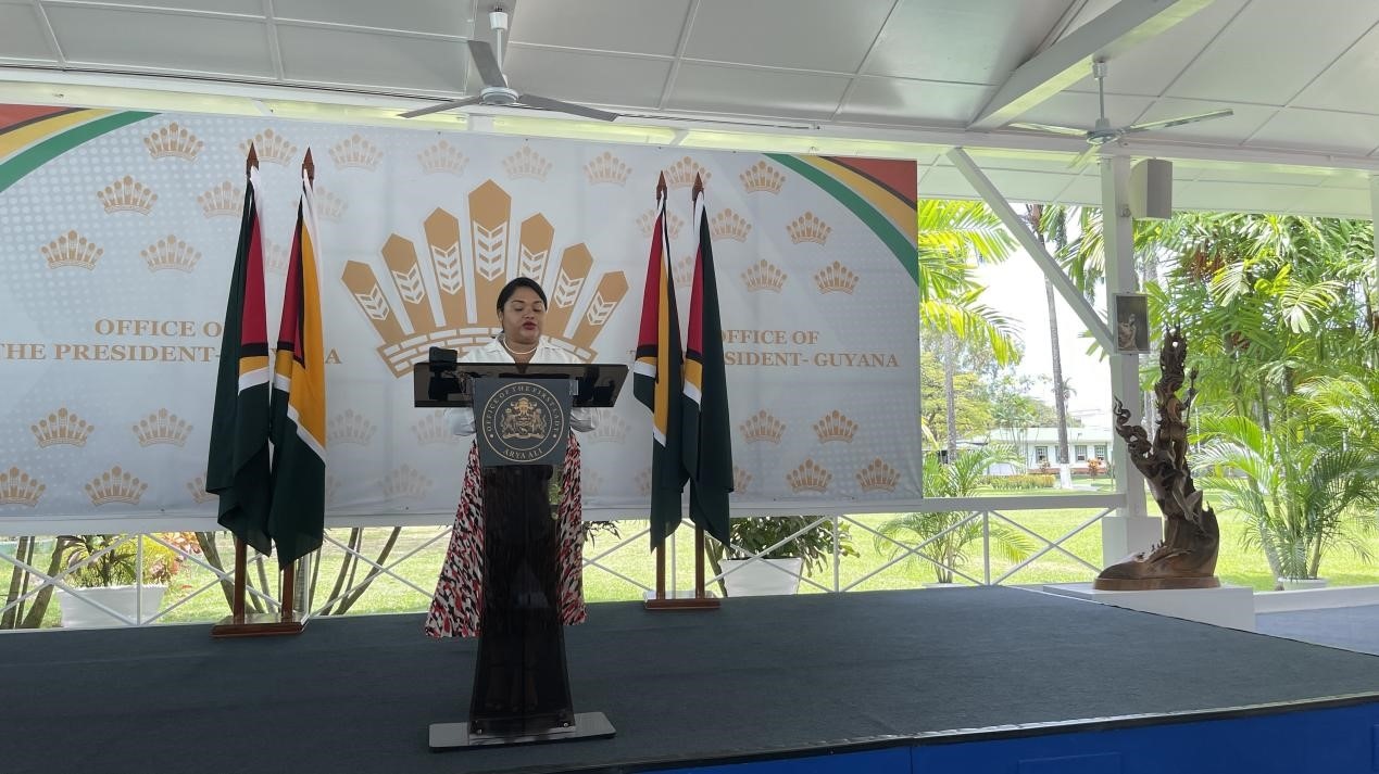 圭亞那第一夫人阿爾雅·阿里發(fā)表致辭。第18期援圭亞那醫(yī)療隊(duì)供圖