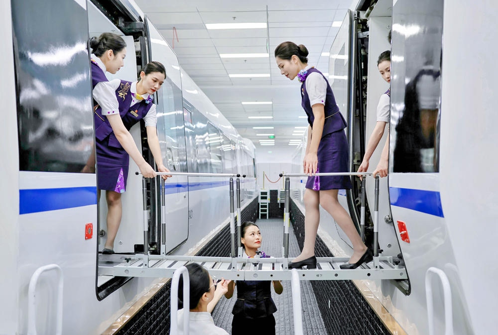 應(yīng)急處置培訓(xùn)。