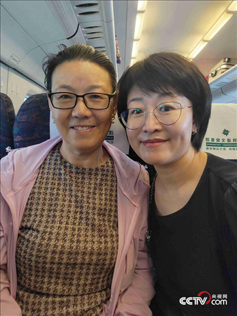 （呼群、寶力母女 受訪者供圖）