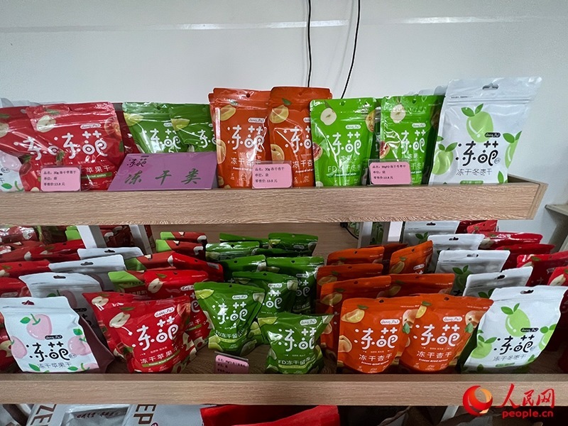 各種凍干食品。人民網(wǎng)記者 常雪梅攝