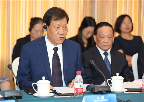 中國(guó)社會(huì)工作聯(lián)合會(huì)會(huì)長(zhǎng)陳存根致辭。主辦方供圖