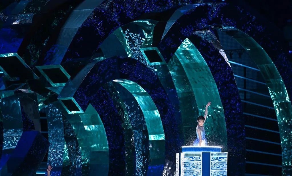 △9月23日，杭州第19屆亞洲運(yùn)動(dòng)會(huì)開幕式迎賓表演《水潤(rùn)秋輝》。