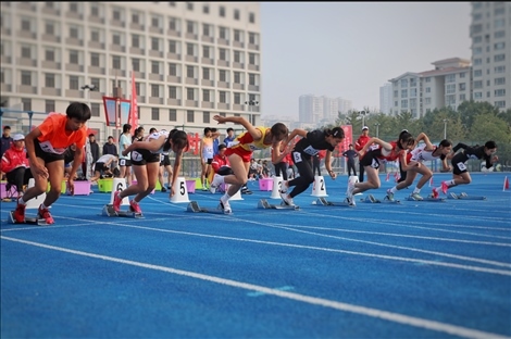 第59屆北京市中學(xué)生田徑運動會暨北京學(xué)生金奧運動隊田徑運動會。北京市教委供圖