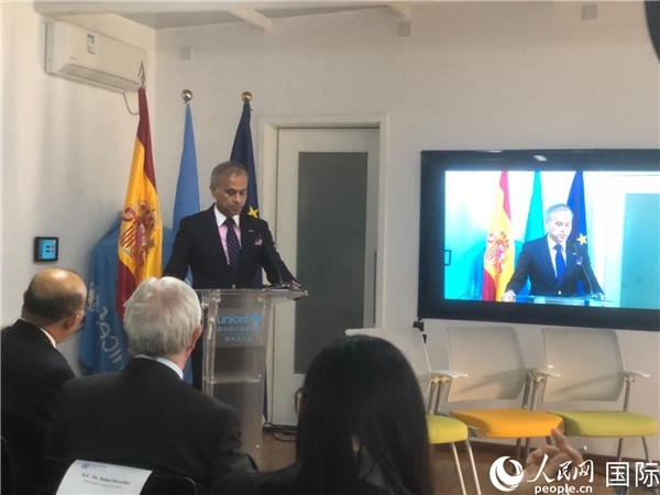 聯(lián)合國(guó)駐華協(xié)調(diào)員常啟德在研討會(huì)上致辭。 人民網(wǎng)記者 趙健攝