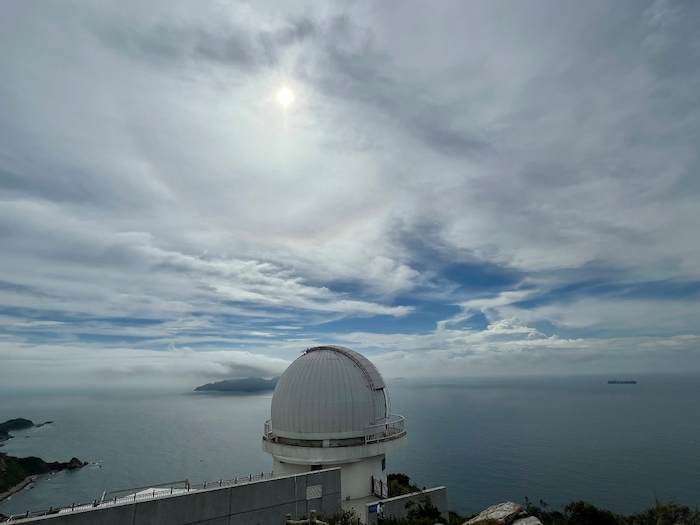 天文樓太陽望遠鏡圓頂。人民網(wǎng)高清揚攝