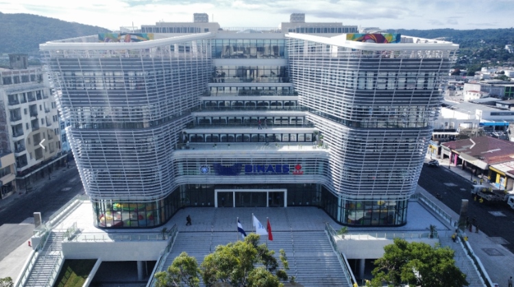 圖為中國援建薩爾瓦多國家圖書館實景。 圖片由中國援薩爾瓦多國家圖書館項目施工技術(shù)組提供