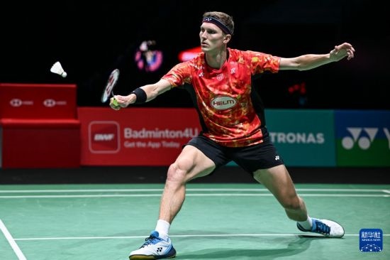 1月13日，安賽龍?jiān)诒荣愔?。新華社記者 程一恒 攝