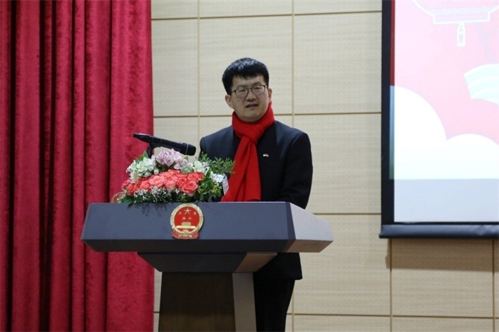 中國(guó)駐阿爾及利亞大使李健致辭。中國(guó)駐阿爾及利亞大使館供圖