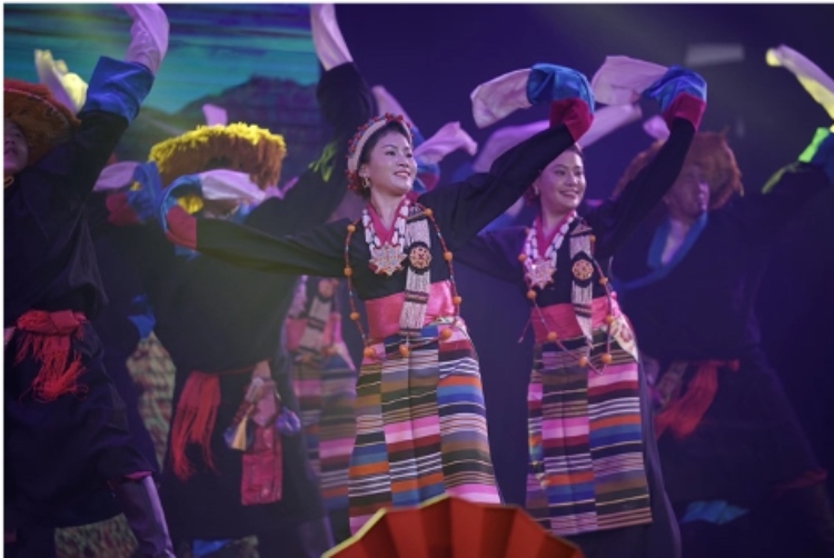 圖為2024“歡樂春節(jié)”中泰互致新春賀辭活動(dòng)現(xiàn)場(chǎng)。 中國(guó)駐泰國(guó)大使館文化處供圖