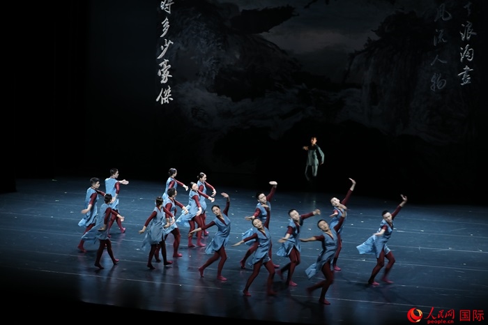 《詩憶東坡》美國巡演將持續(xù)2周，在華盛頓、紐約進行共計8場演出。人民網(wǎng)記者 李志偉攝