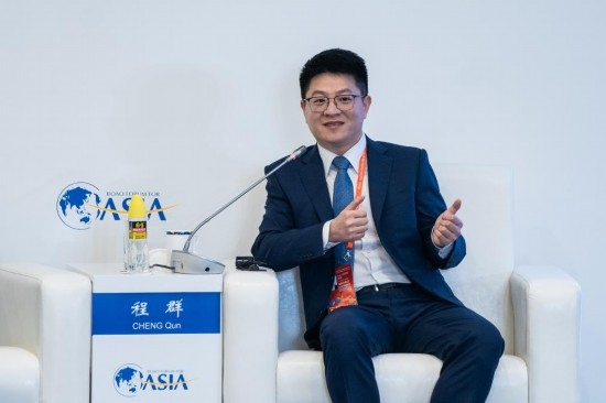 3月27日，猿輔導(dǎo)集團(tuán)副總裁、人工智能研究院院長(zhǎng)程群在分論壇上發(fā)言。新華社記者 曹夢(mèng)瑤 攝