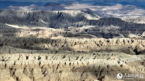 西藏阿里地區(qū)札達土林國家地質(zhì)公園。人民網(wǎng)記者 次仁羅布攝