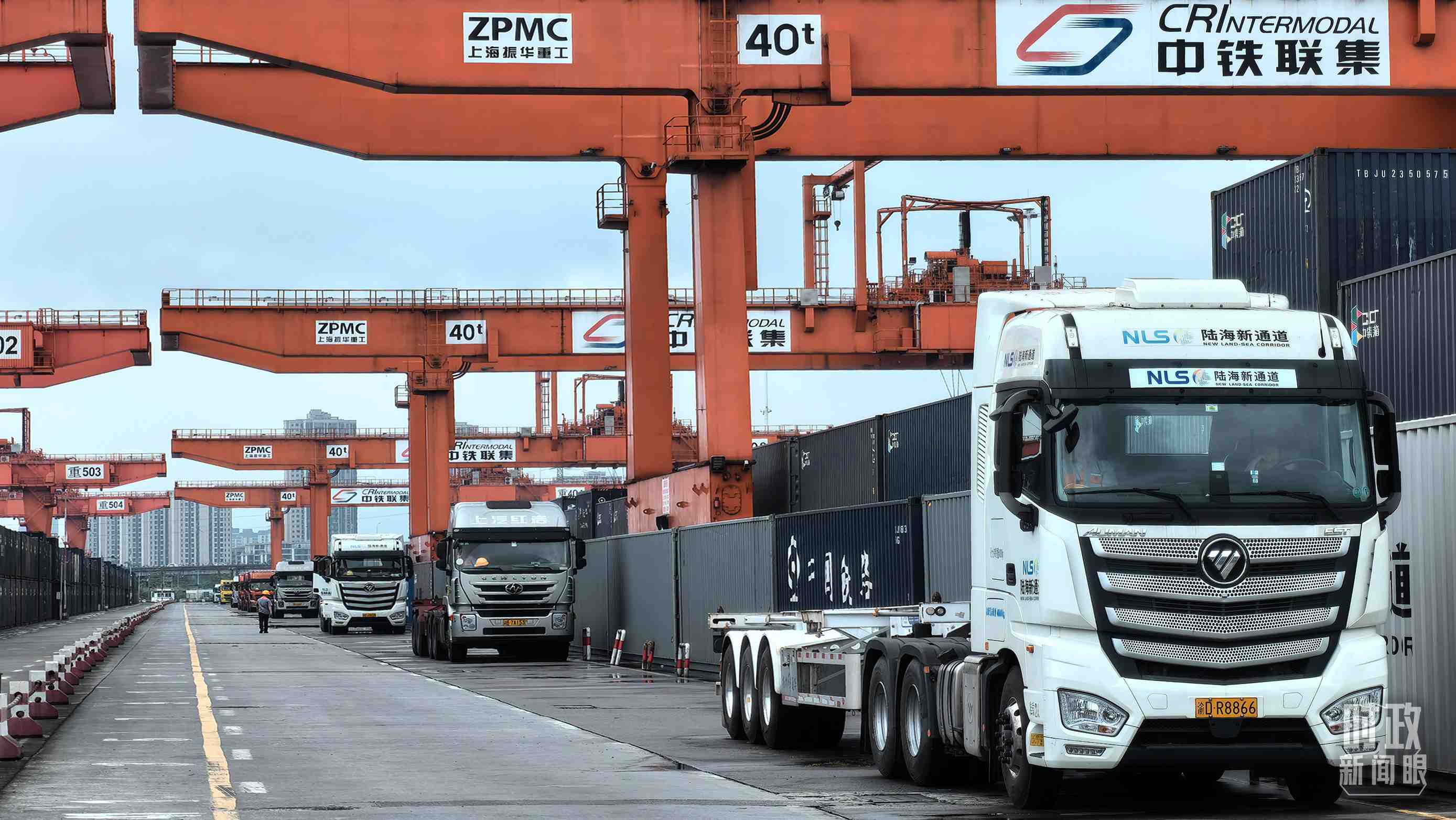 △重慶國際物流樞紐園區(qū)。（總臺央視記者趙化拍攝）