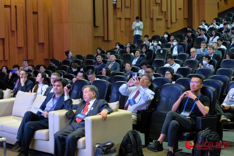 會(huì)議現(xiàn)場(chǎng)。人民網(wǎng)記者 白元琪攝