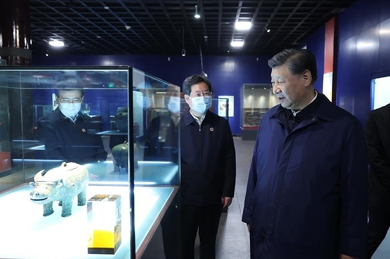 △2022年10月28日，習(xí)近平總書(shū)記在河南安陽(yáng)市殷墟博物館考察。