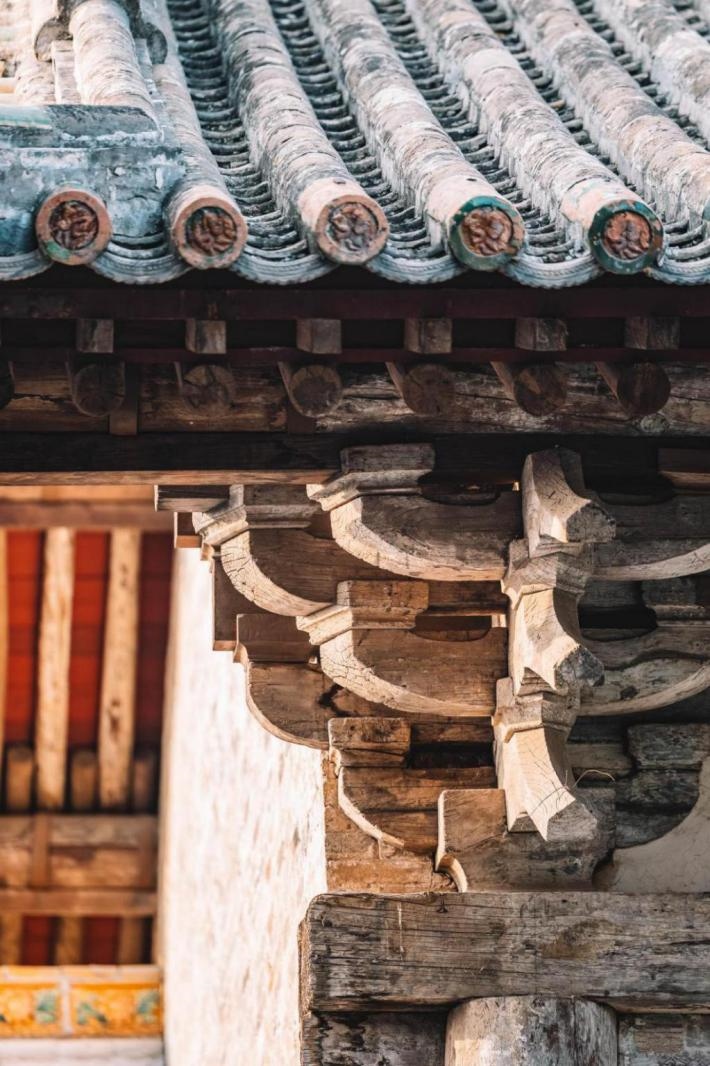 高平市古建資圣寺斗拱結(jié)構(gòu)。王劍攝