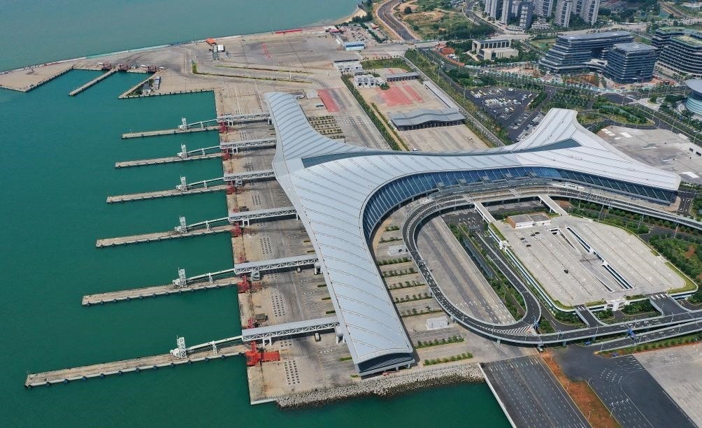 這是已經(jīng)停航的?？谛潞８郏?月4日攝，無人機(jī)照片）。新華社記者 郭程 攝