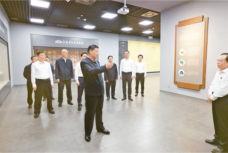 2024年9月10日，中共中央總書記、國家主席、中央軍委主席習近平在前往甘肅考察途中，來到陜西省寶雞市參觀寶雞青銅器博物院。 新華社記者 王曄/攝