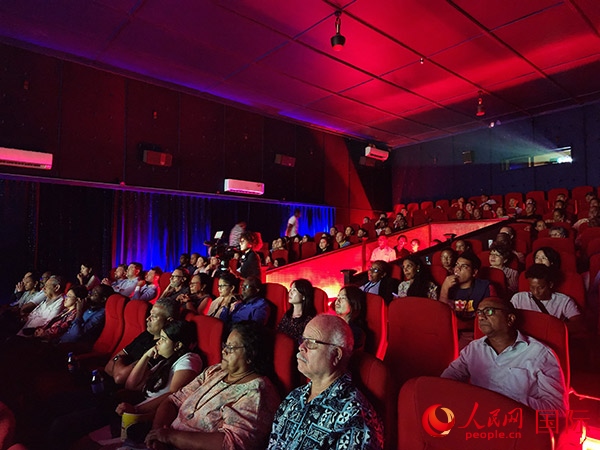 塞舌爾首屆中國電影節(jié)開幕式現(xiàn)場(chǎng)。人民網(wǎng)記者 黃煒鑫攝