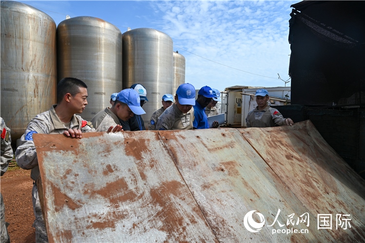 圖3 查看污水處理系統(tǒng)。謝坤攝