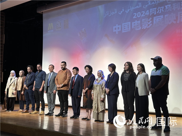 中阿兩國(guó)官員、電影行業(yè)從業(yè)者、媒體代表等出席開幕式 郝瑞敏攝
