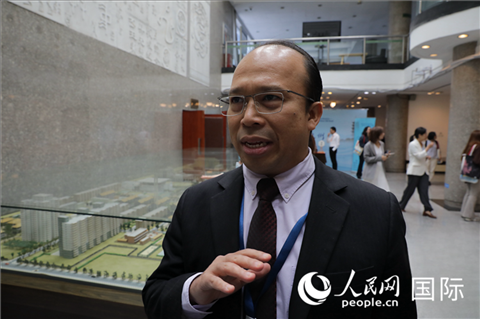 馬來西亞駐華使館參贊阿茲蘭接受人民網(wǎng)采訪。人民網(wǎng) 王婧攝