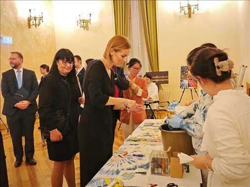 招待會(huì)現(xiàn)場(chǎng)。中國(guó)駐匈牙利大使館供圖