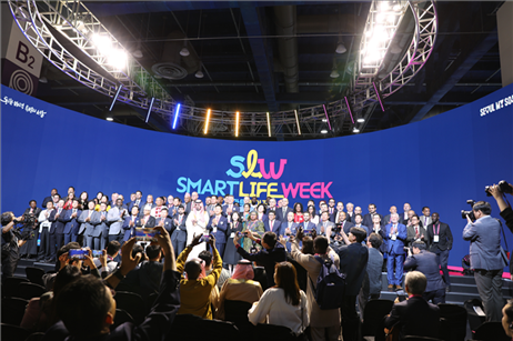 “智慧生活周”博覽會上展出的低空飛行器。人民網(wǎng)記者 莽九晨攝