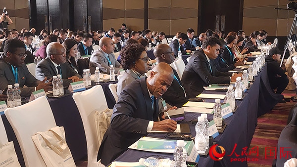 與會來賓在認真記錄。人民網記者 萬宇攝