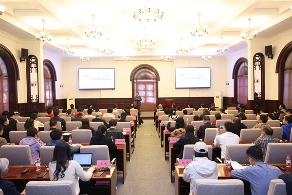 “杰出少年示范數學班”開班儀式現場。校方供圖