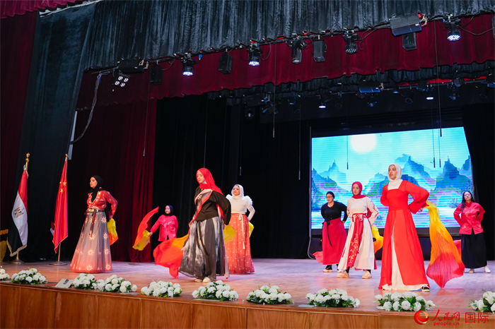 新春慶典活動(dòng)現(xiàn)場(chǎng)。人民網(wǎng) 塔里克·易卜拉欣攝