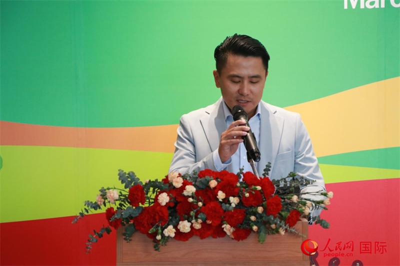 泰國華人青年商會會長刁刻佳發(fā)表講話。朱瀟逸攝