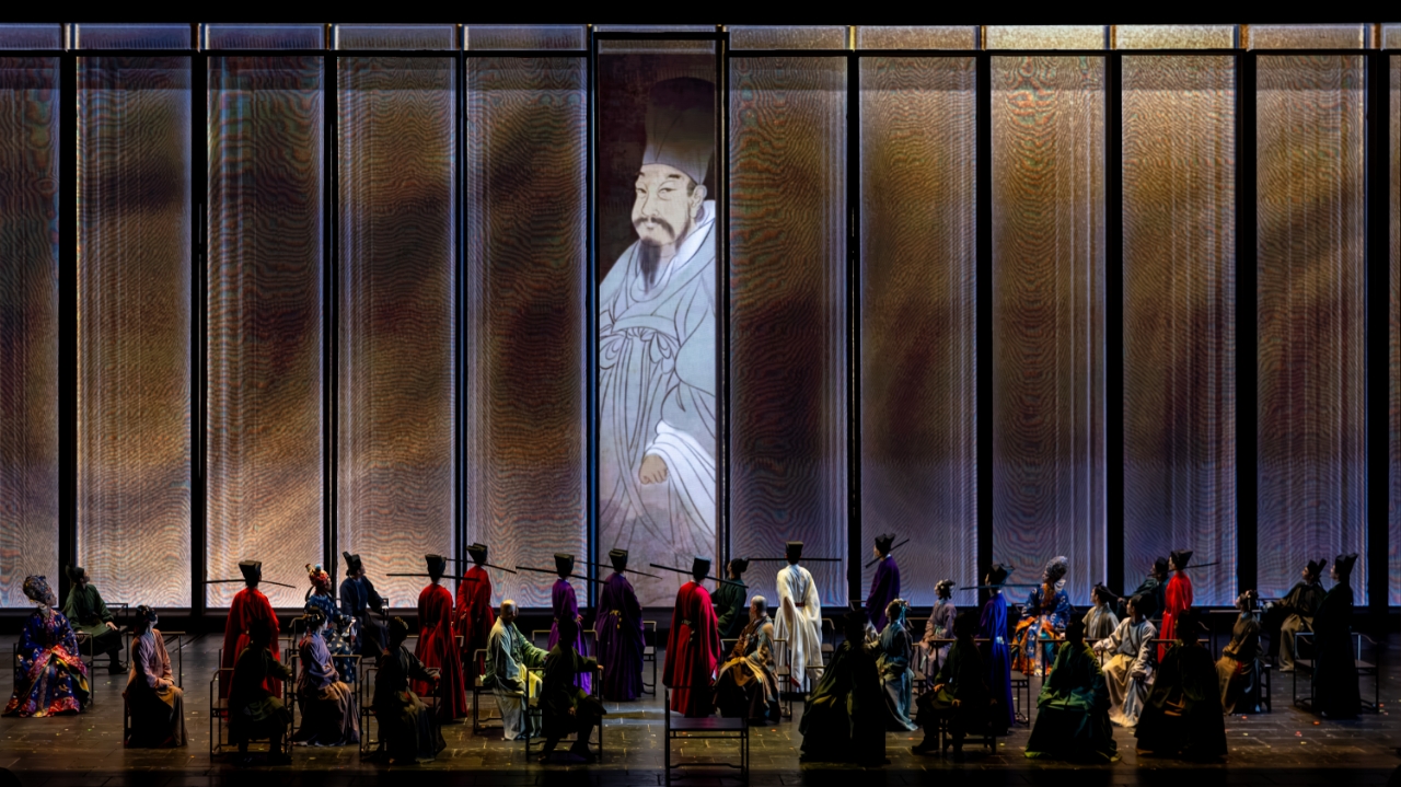 《蘇堤春曉》演出現(xiàn)場(chǎng)。國(guó)家話劇院供圖