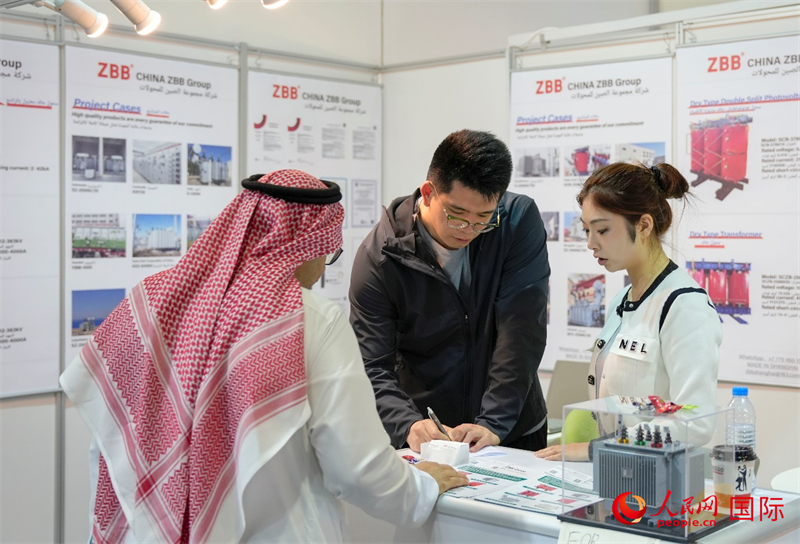 展會(huì)現(xiàn)場(chǎng)。人民網(wǎng) 塔里克·易卜拉欣攝