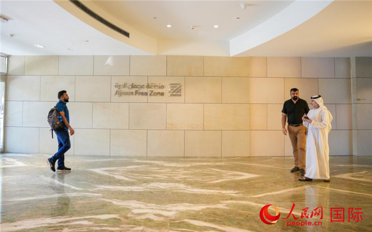 阿治曼自由區(qū)始建于1988年，阿治曼中國城設(shè)立于自由區(qū)內(nèi)。人民網(wǎng) 塔里克·易卜拉欣攝