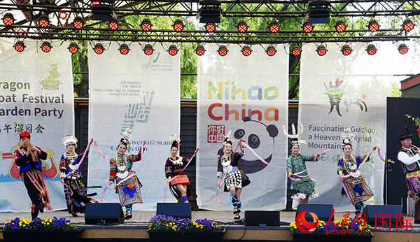 舞蹈《迎客歌》。人民網(wǎng)記者 殷淼