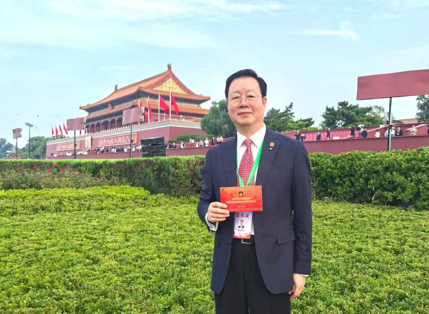 觀禮席上的嘉賓談“閱兵現(xiàn)場感”：不忘歷史，干好實事